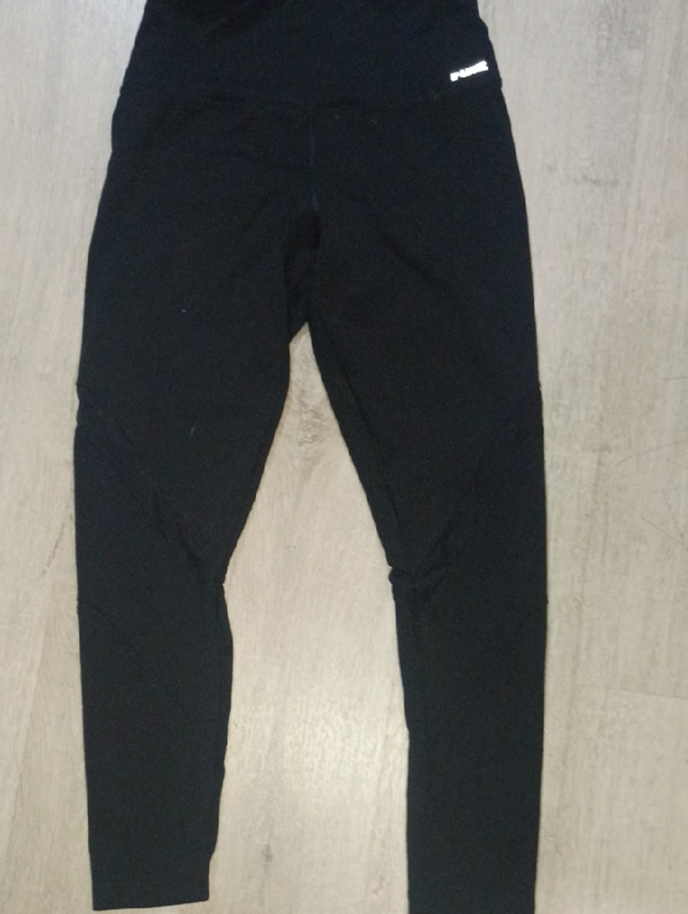 Black Athletic Leggings with Small Logo